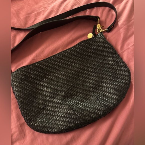 CLARE V Moyen Messenger Bag - Picture 8 of 15